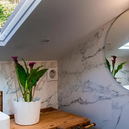 Casa D'mina * 雷东德拉